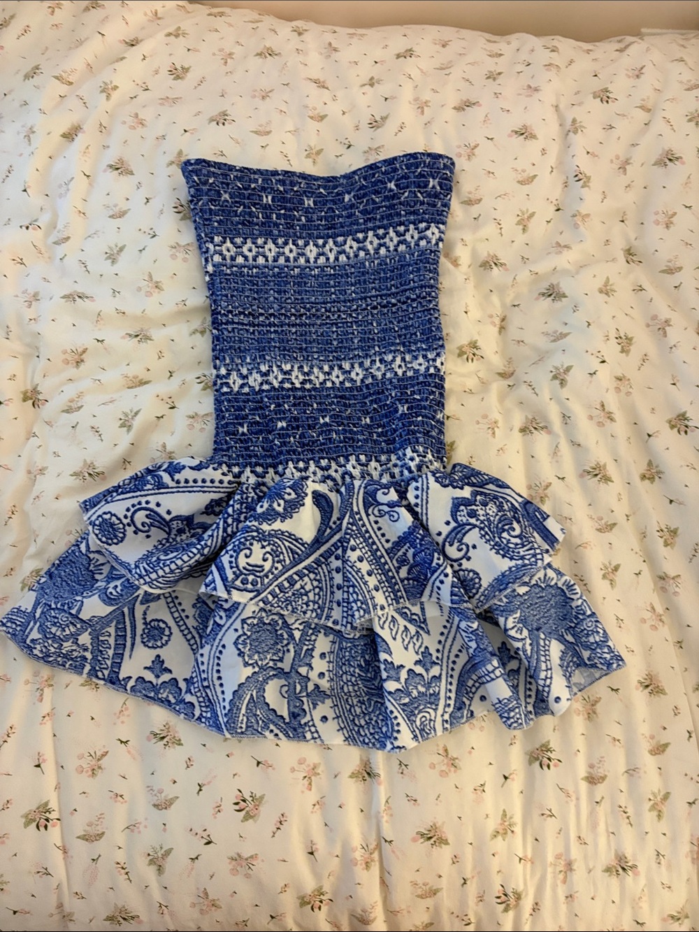 Shien! Light blue strapless dress! Very stretchy, with built in shorts! 🪼🩵💙
